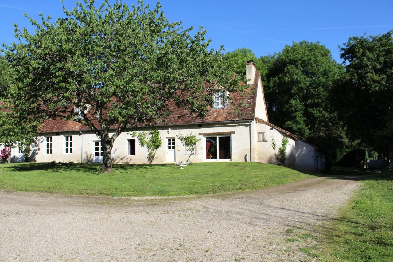 Domaine De La Touche Mosnay Bed & Breakfast Exterior photo